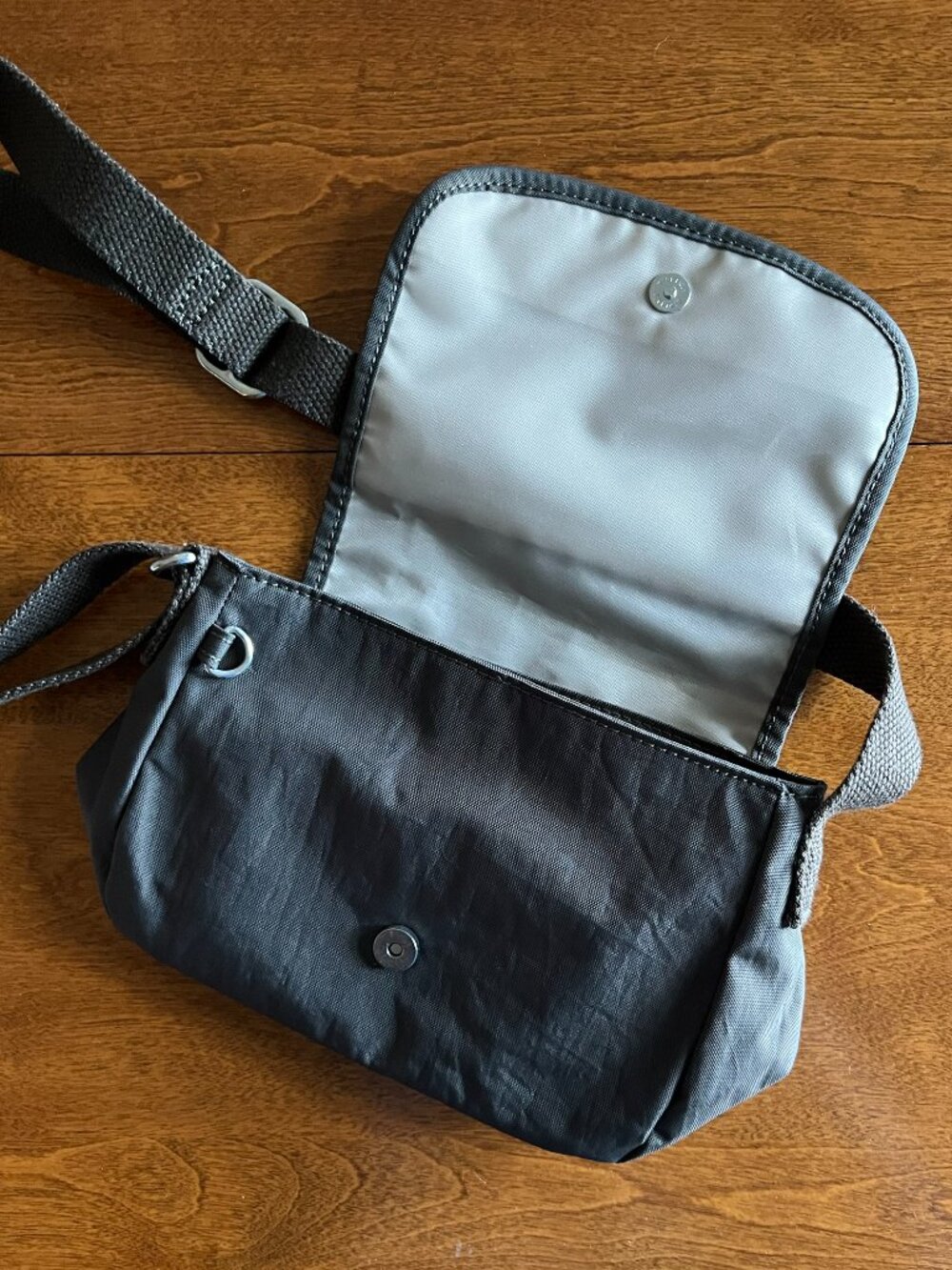 Kipling dark gray Sabian crossbody bag - Picture 9 of 16